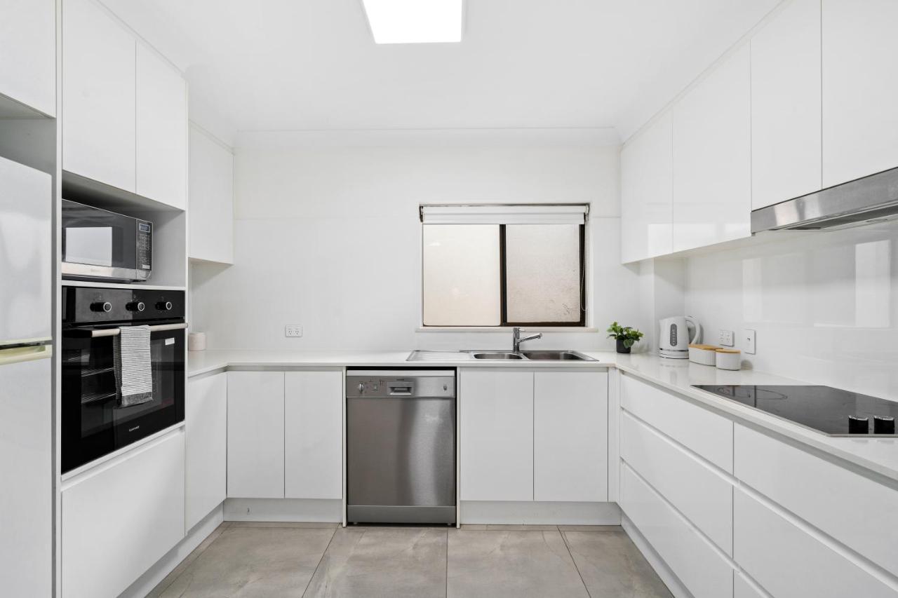 Coco Bella Retreat In Central Surfers - Sleeps 6-8 Gold Coast Eksteriør billede